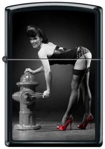 Zapalniczka Zippo Red Shoe Girl 1706