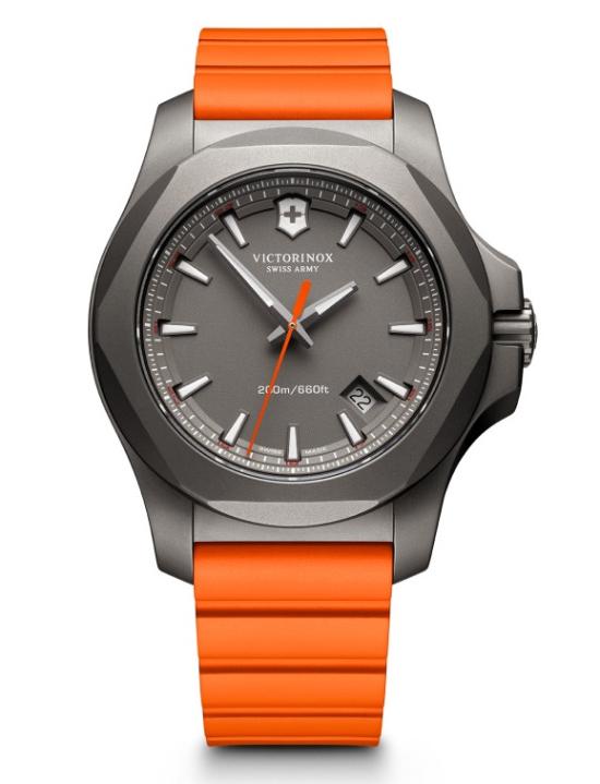 Zegarek Victorinox INOX Titanium 241758